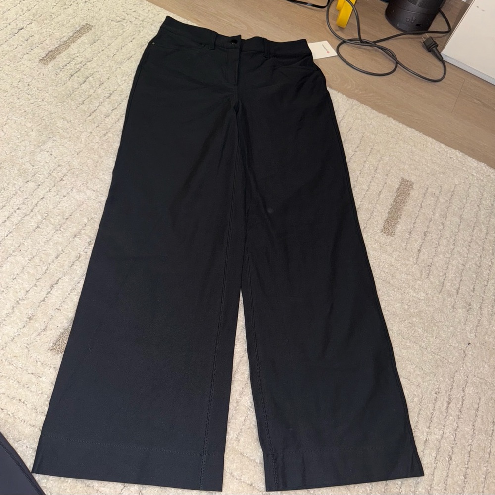 Lululemon | NWT City Sleek 5 Pocket Wide Leg Utilitech